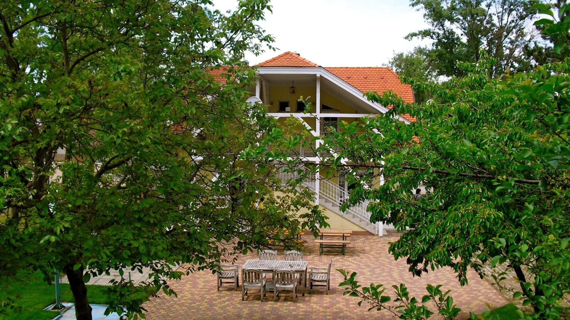 זמראדי Silver Beach Resort מראה חיצוני תמונה