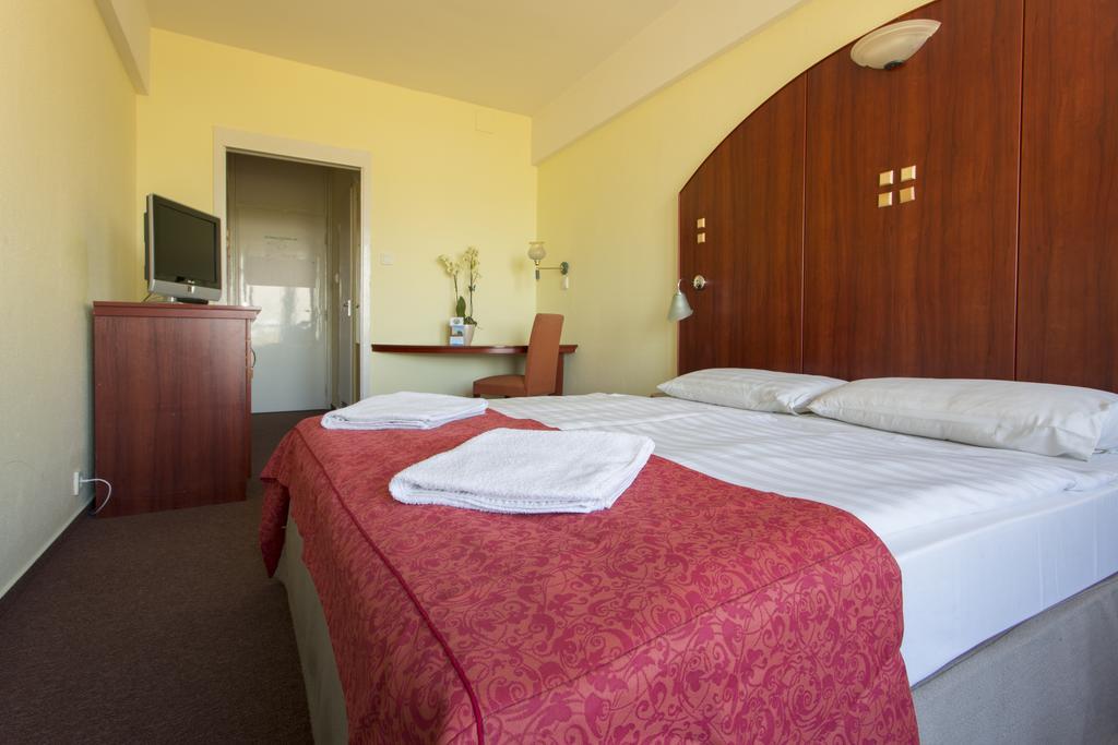 זמראדי Silver Beach Resort מראה חיצוני תמונה