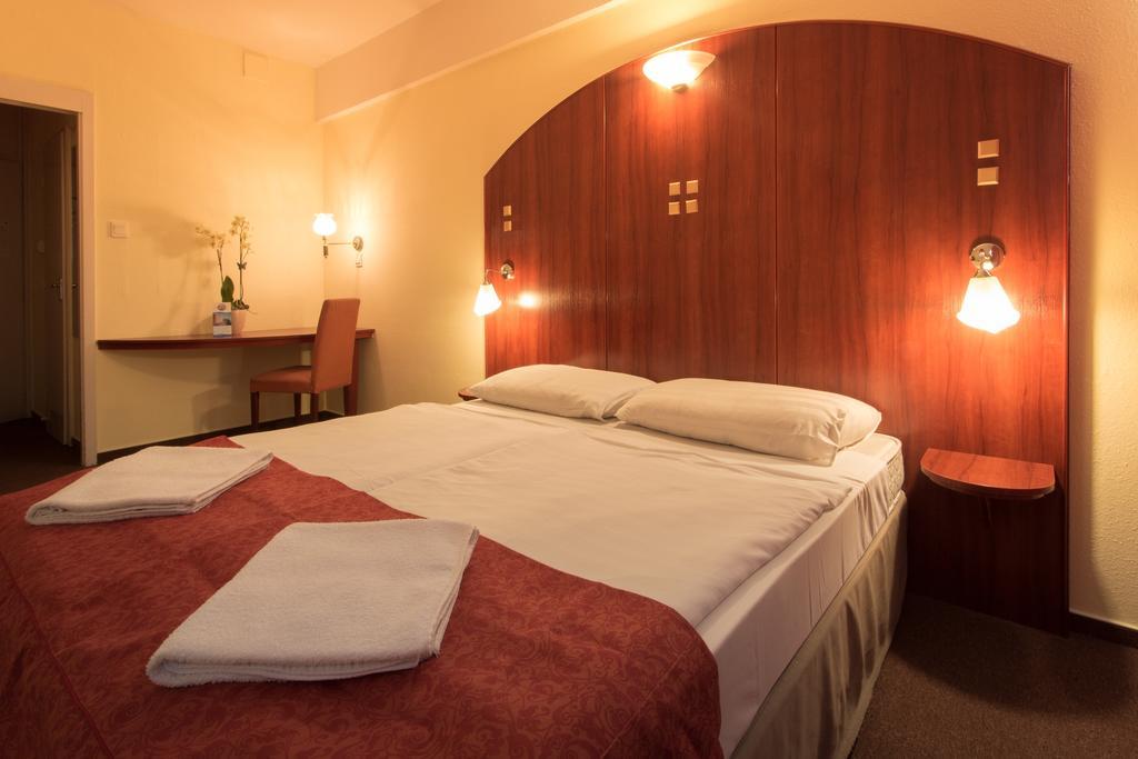 זמראדי Silver Beach Resort מראה חיצוני תמונה