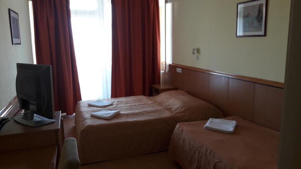זמראדי Silver Beach Resort מראה חיצוני תמונה